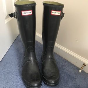 Hunter boots (wide calf)